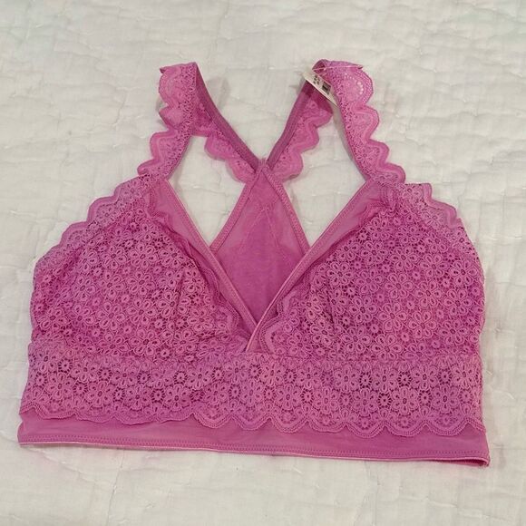NWT Aerie Eyelet Racerback Bralette - Removable Padding - Picture 1 of 5